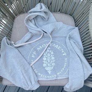 NWOT FREE PEOPLE MOVEMENT Cropped Graphic Hoodie
